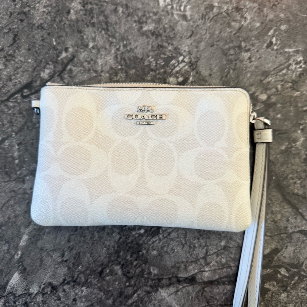 Coach Signature White Wristlet